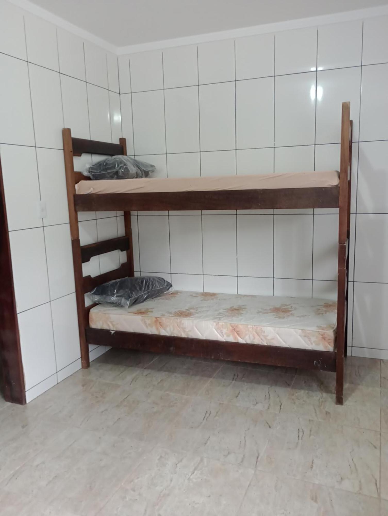 Kitnets Carolzita Casa De 1 Quarto Cozinha Completa Bem Ampla Com Churrasqueira Casa de hóspedes Ubatuba